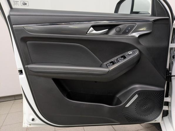 Haval Jolion I с пробегом 2023 года, цена 1 790 000 рублей, 33018 км, внедорожник, Автокод Объявления
