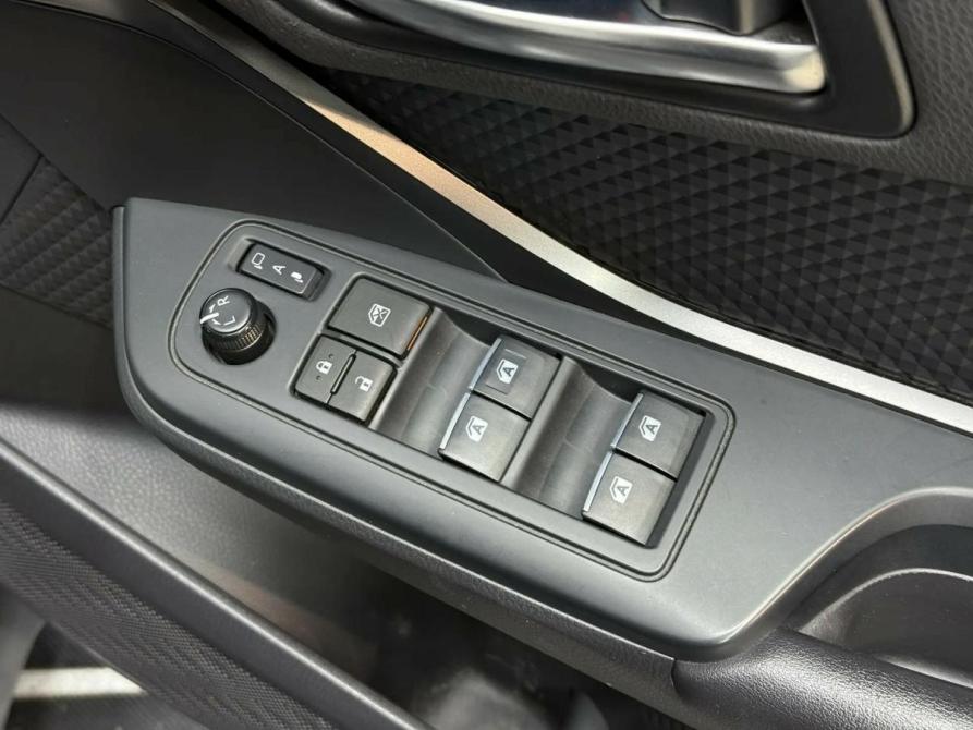 Toyota C-HR I Красноярск  - изображение 15