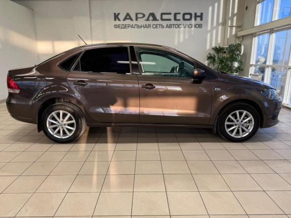 Volkswagen Polo V с пробегом 2015 года, цена 925 000 рублей, 174295 км, седан, Автокод Объявления