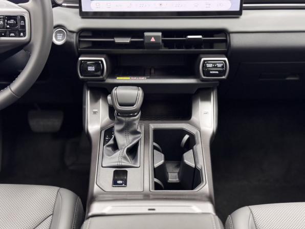 Toyota RAV4 VI (XA60) с пробегом 2026 года, цена 4 000 000 рублей, 24 км, внедорожник, Автокод Объявления