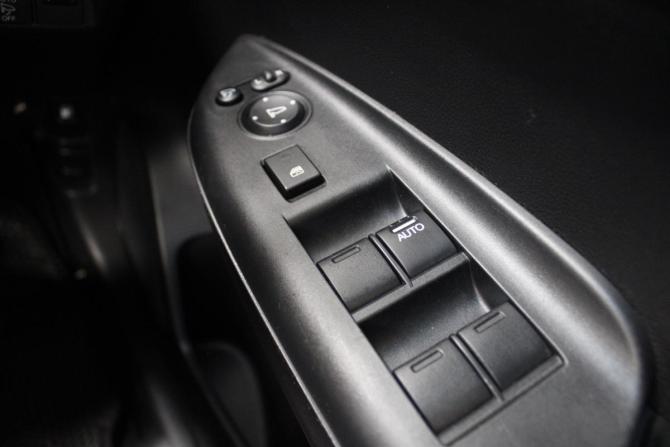 Honda Fit III Рестайлинг с пробегом 2018 года, цена 1 148 000 рублей, 49000 км, хэтчбек, Автокод Объявления