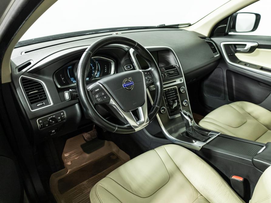Volvo XC60 I Рестайлинг Санкт-Петербург  - изображение 11
