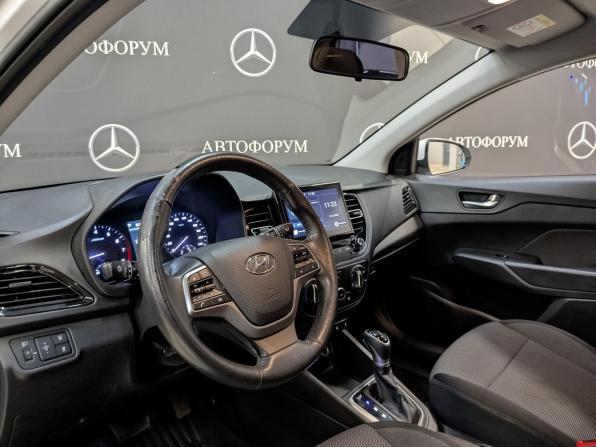 Hyundai Solaris II Рестайлинг с пробегом 2022 года, цена 1 440 000 рублей, 136784 км, седан, Автокод Объявления