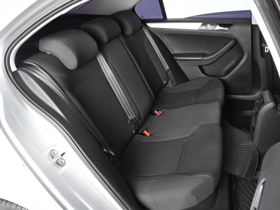 Volkswagen Jetta VI Рестайлинг Ростов-на-Дону  - изображение 9
