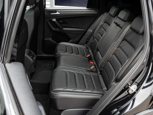 Volkswagen Tiguan II Рестайлинг с пробегом 2021 года, цена 3 840 000 рублей, 59745 км, внедорожник, Автокод Объявления