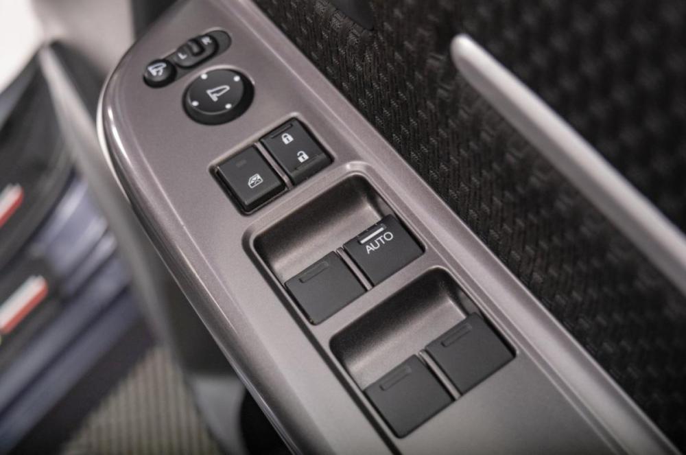 Honda Stepwgn V Рестайлинг Томск  - изображение 9
