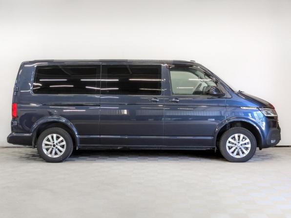 Volkswagen Caravelle T6 Рестайлинг с пробегом 2020 года, цена 3 950 000 рублей, 162597 км, минивэн, Автокод Объявления