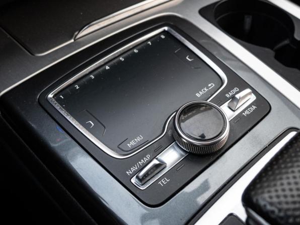 Audi Q7 II (4M) с пробегом 2015 года, цена 2 990 000 рублей, 322922 км, внедорожник, Автокод Объявления
