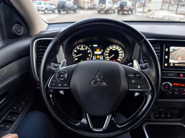 Mitsubishi Outlander III Рестайлинг 3 с пробегом 2019 года, цена 3 100 000 рублей, 144830 км, внедорожник, Автокод Объявления