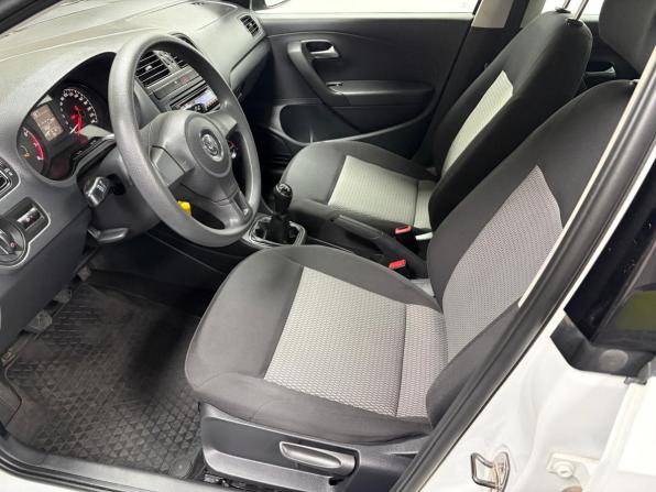 Volkswagen Polo V с пробегом 2014 года, цена 798 000 рублей, 79000 км, седан, Автокод Объявления