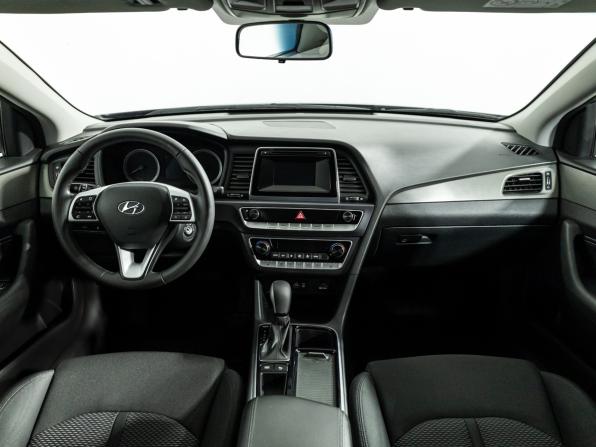 Hyundai Sonata VII (LF) Рестайлинг с пробегом 2018 года, цена 1 749 777 рублей, 118296 км, седан, Автокод Объявления