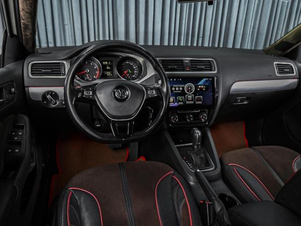 Volkswagen Jetta VI Рестайлинг с пробегом 2018 года, цена 1 370 000 рублей, 163618 км, седан, Автокод Объявления