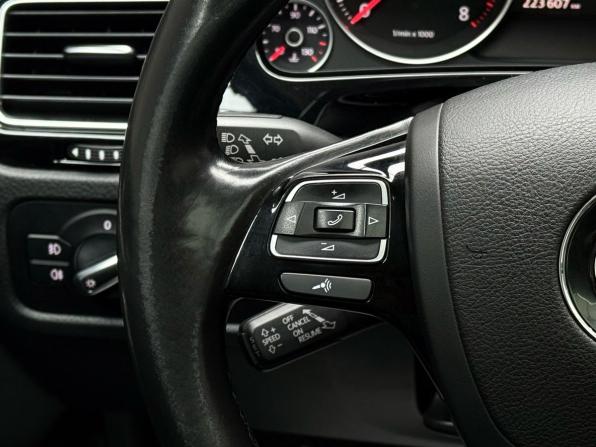 Volkswagen Touareg II Рестайлинг с пробегом 2016 года, цена 2 599 000 рублей, 223607 км, внедорожник, Автокод Объявления