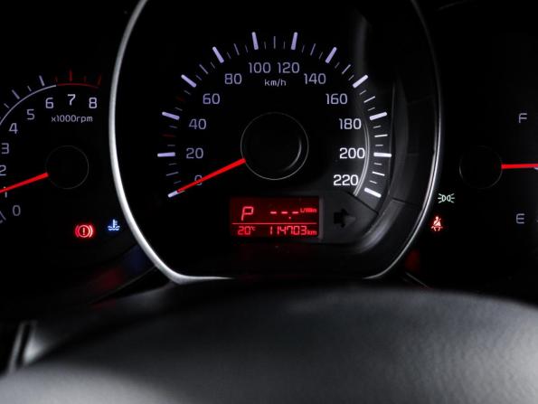 Kia Rio III Рестайлинг с пробегом 2015 года, цена 979 000 рублей, 114732 км, хэтчбек, Автокод Объявления