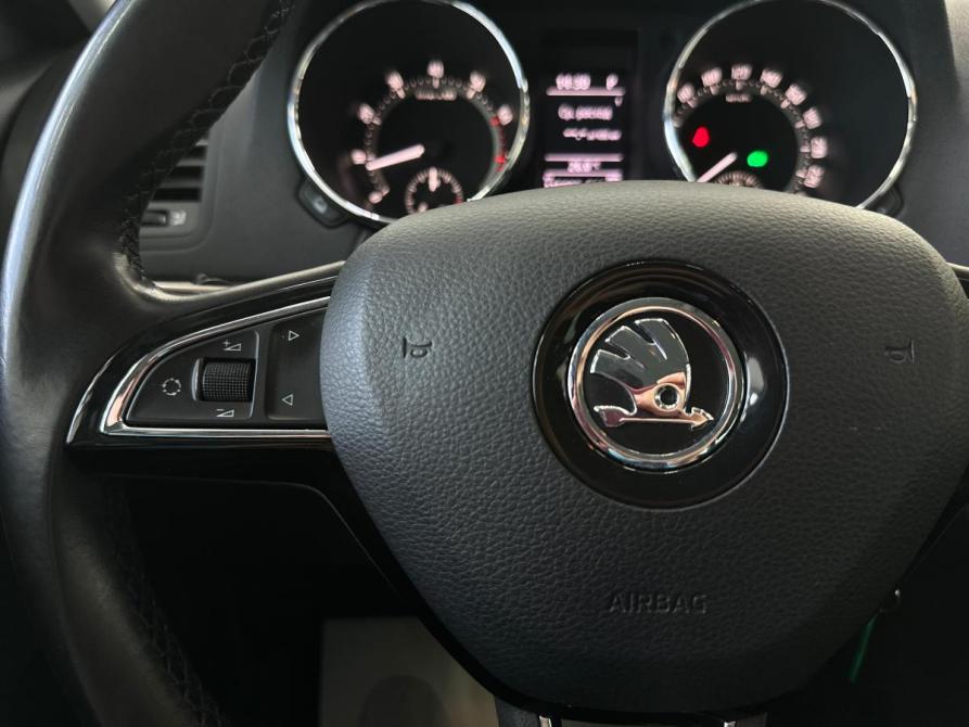 Skoda Yeti I Рестайлинг Санкт-Петербург  - изображение 19