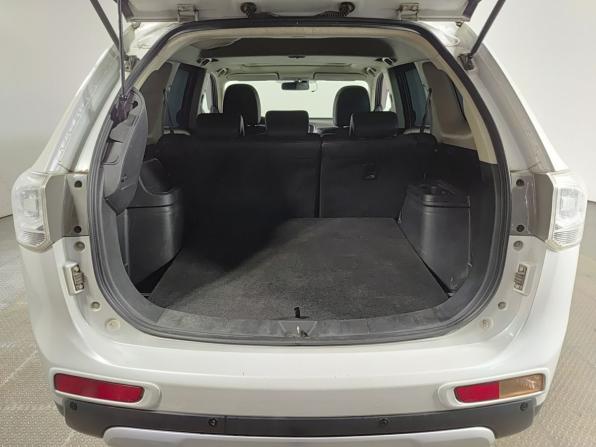 Mitsubishi Outlander III Рестайлинг с пробегом 2014 года, цена 2 220 000 рублей, 197165 км, внедорожник, Автокод Объявления