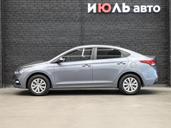 Hyundai Solaris II с пробегом 2018 года, цена 1 100 000 рублей, 141803 км, седан, Автокод Объявления