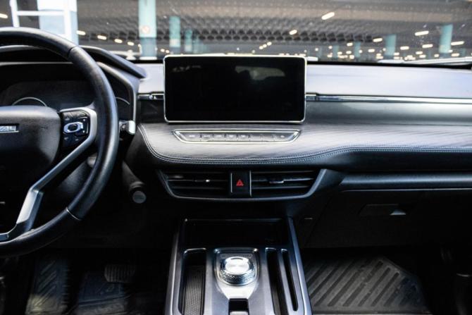 Haval Jolion I с пробегом 2021 года, цена 1 799 000 рублей, 66714 км, внедорожник, Автокод Объявления