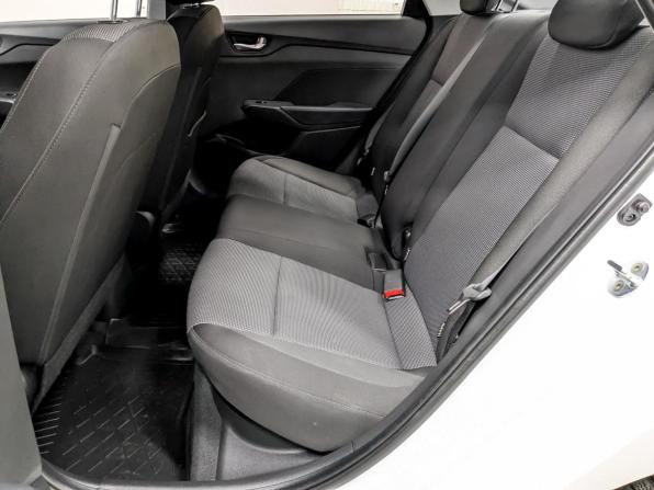 Hyundai Solaris II Рестайлинг с пробегом 2022 года, цена 1 610 000 рублей, 94855 км, седан, Автокод Объявления