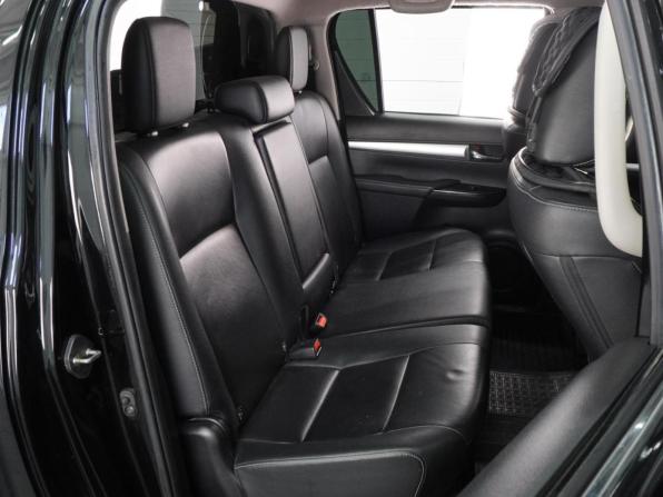 Toyota Hilux VIII с пробегом 2017 года, цена 3 399 000 рублей, 187501 км, offers.body_type.unknown, Автокод Объявления