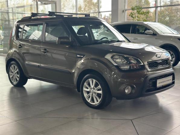 Kia Soul I Рестайлинг с пробегом 2012 года, цена 795 000 рублей, 136002 км, хэтчбек, Автокод Объявления