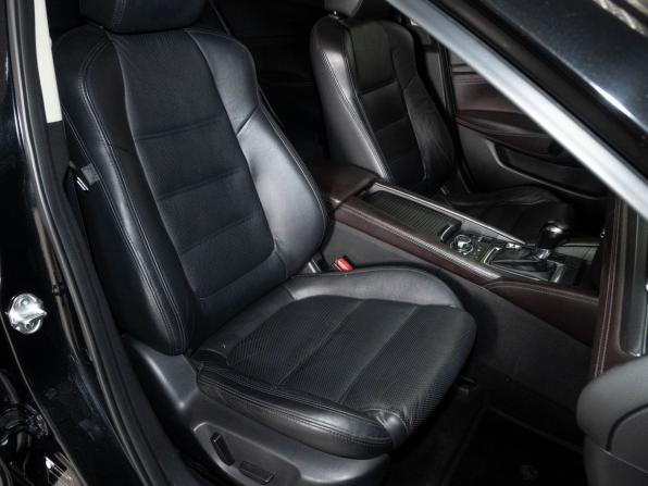Mazda 6 III (GJ) Рестайлинг с пробегом 2015 года, цена 1 747 000 рублей, 165673 км, седан, Автокод Объявления