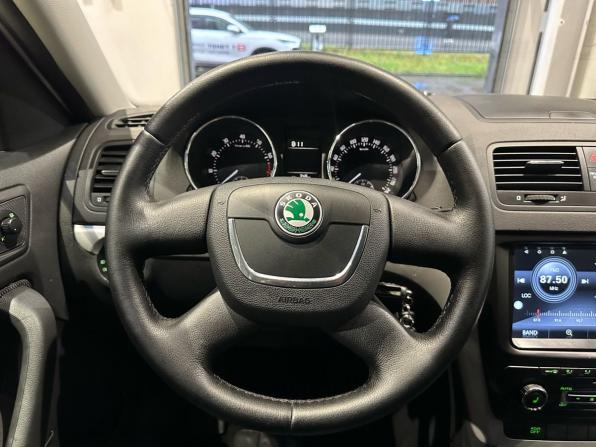 Skoda Yeti I с пробегом 2012 года, цена 575 000 рублей, 334394 км, внедорожник, Автокод Объявления