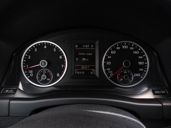Volkswagen Tiguan I Рестайлинг с пробегом 2013 года, цена 1 020 000 рублей, 176137 км, внедорожник, Автокод Объявления