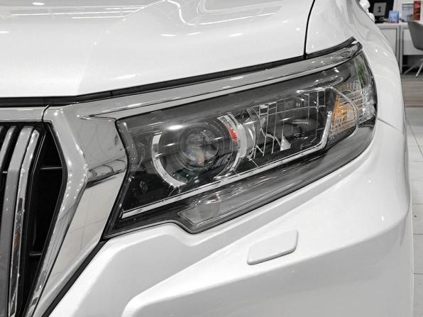 Toyota Land Cruiser Prado 150 Series Рестайлинг 2 с пробегом 2018 года, цена 5 350 000 рублей, 78332 км, внедорожник, Автокод Объявления