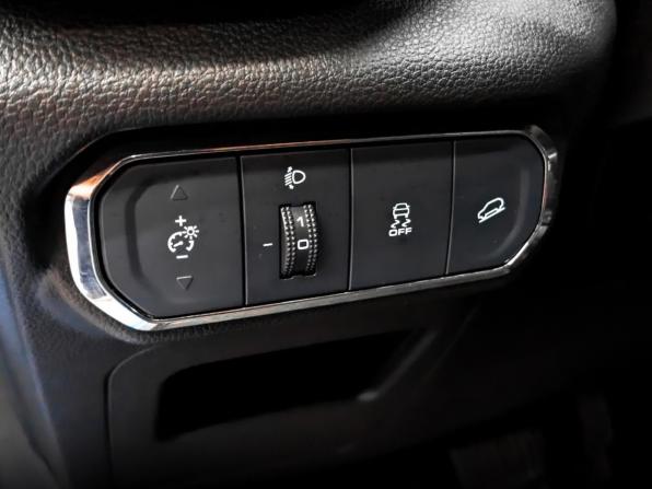 Haval Jolion I с пробегом 2021 года, цена 1 650 000 рублей, 64173 км, внедорожник, Автокод Объявления