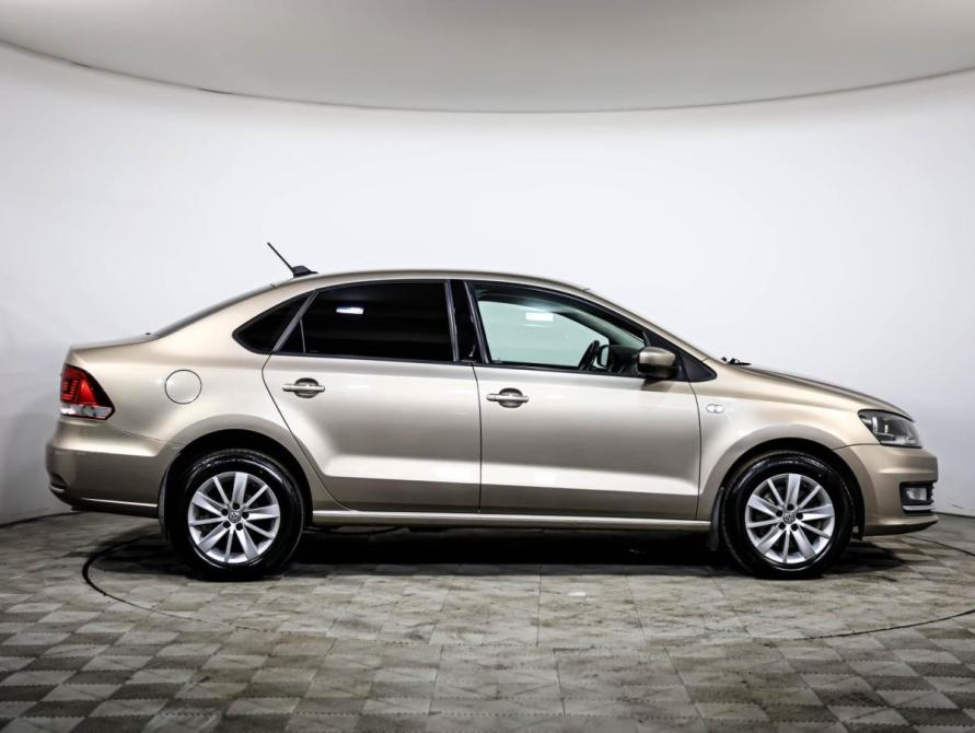 Volkswagen Polo V Рестайлинг Санкт-Петербург  - изображение 4