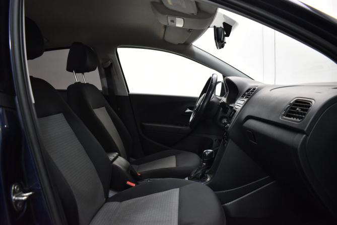Volkswagen Polo V с пробегом 2014 года, цена 860 000 рублей, 102079 км, седан, Автокод Объявления