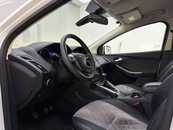 Ford Focus III с пробегом 2012 года, цена 649 000 рублей, 253605 км, универсал, Автокод Объявления