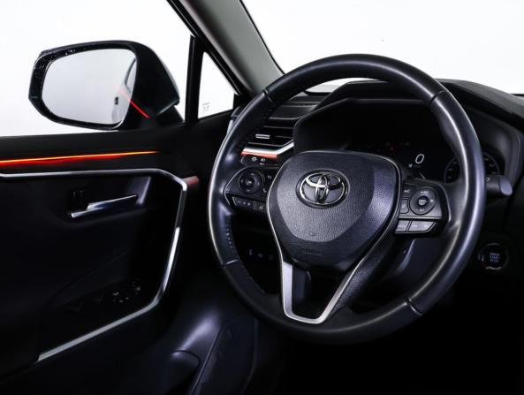 Toyota RAV4 V (XA50) с пробегом 2024 года, цена 3 890 000 рублей, 17800 км, внедорожник, Автокод Объявления