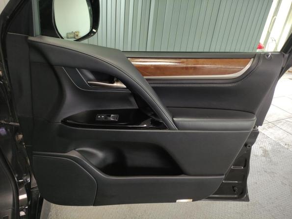 Lexus LX III Рестайлинг 2 с пробегом 2015 года, цена 5 172 000 рублей, 215059 км, внедорожник, Автокод Объявления