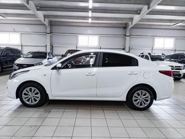 Kia Rio IV Рестайлинг с пробегом 2020 года, цена 1 490 000 рублей, 113385 км, седан, Автокод Объявления