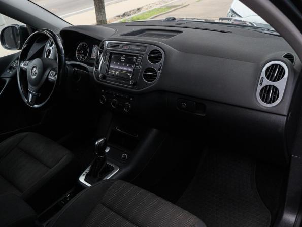Volkswagen Tiguan I Рестайлинг с пробегом 2016 года, цена 1 440 000 рублей, 203161 км, внедорожник, Автокод Объявления