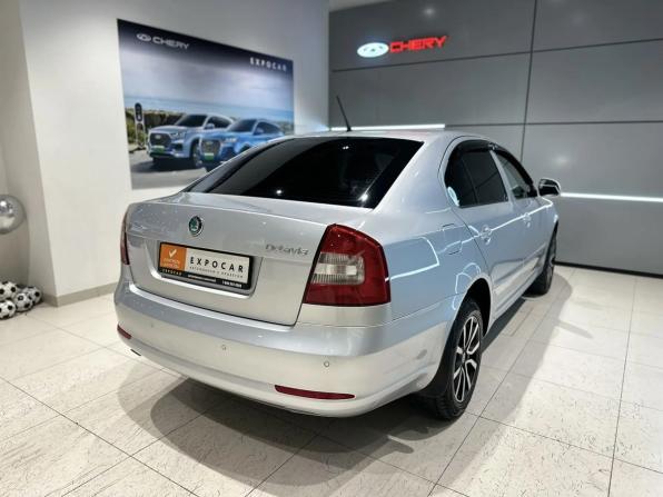 Skoda Octavia II (A5) Рестайлинг с пробегом 2012 года, цена 739 000 рублей, 215000 км, лифтбек, Автокод Объявления