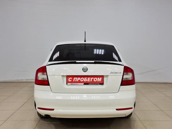 Skoda Octavia II (A5) Рестайлинг с пробегом 2012 года, цена 850 000 рублей, 290251 км, лифтбек, Автокод Объявления