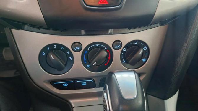 Ford Focus III с пробегом 2014 года, цена 654 000 рублей, 294200 км, хэтчбек, Автокод Объявления
