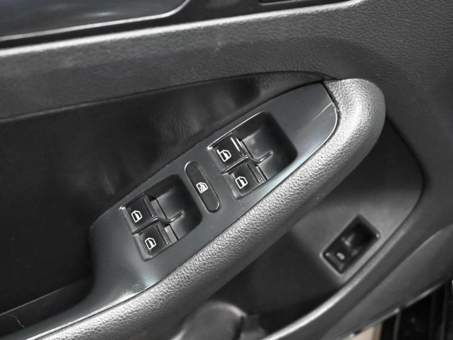 Volkswagen Jetta VI Екатеринбург  - изображение 13