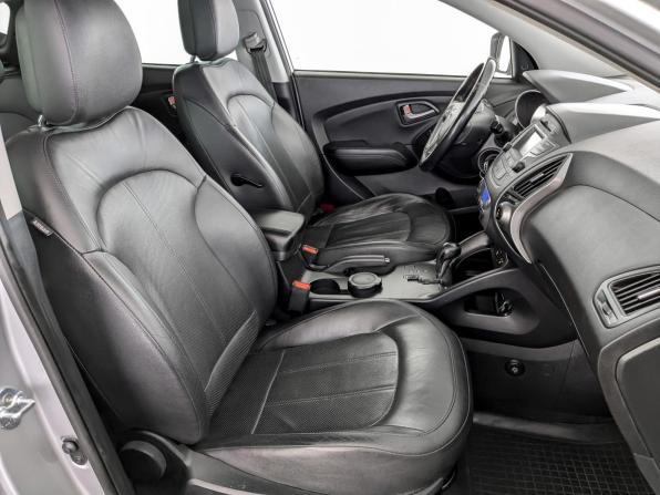 Hyundai ix35 I Рестайлинг с пробегом 2015 года, цена 1 550 000 рублей, 77988 км, внедорожник, Автокод Объявления