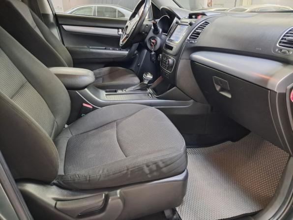 Kia Sorento II Рестайлинг с пробегом 2012 года, цена 1 600 000 рублей, 220671 км, внедорожник, Автокод Объявления