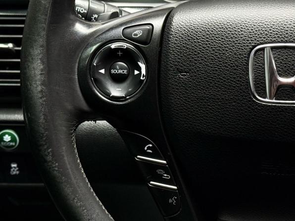 Honda Accord IX с пробегом 2013 года, цена 1 749 000 рублей, 128350 км, седан, Автокод Объявления