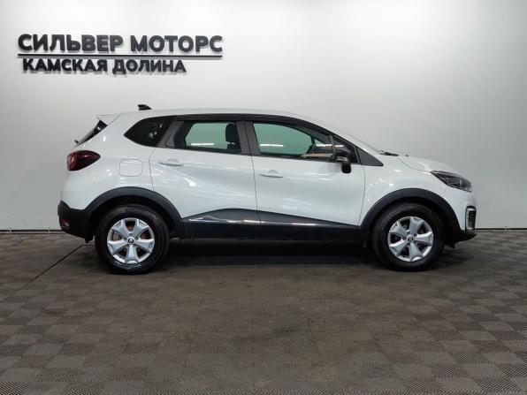 Renault Kaptur I Рестайлинг с пробегом 2021 года, цена 1 680 000 рублей, 46050 км, внедорожник, Автокод Объявления