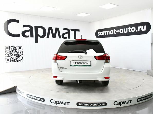 Toyota Corolla XI (E160 E170) Рестайлинг 2 с пробегом 2018 года, цена 1 517 000 рублей, 122063 км, универсал, Автокод Объявления