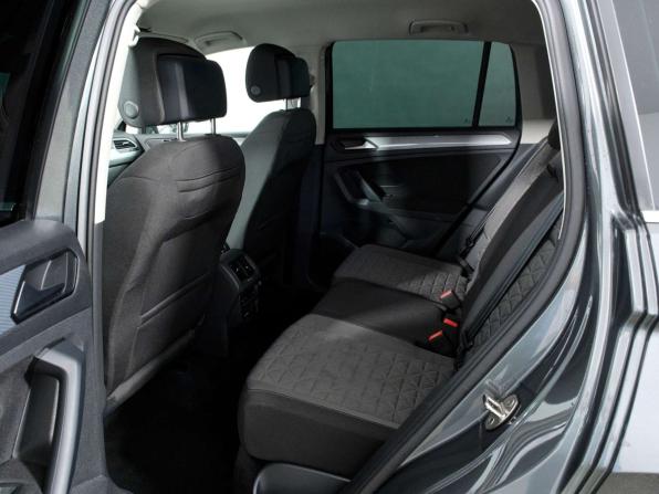 Volkswagen Tiguan II Рестайлинг с пробегом 2021 года, цена 3 098 000 рублей, 90483 км, внедорожник, Автокод Объявления