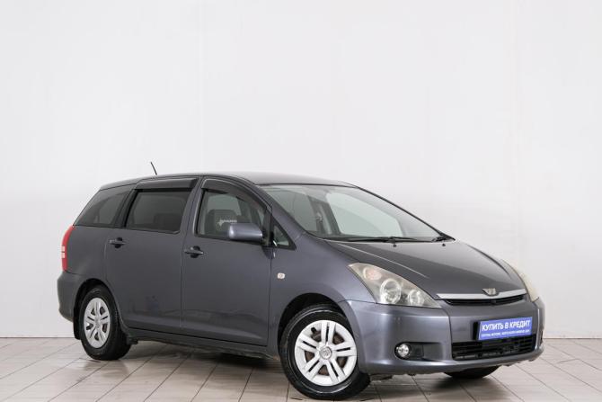 Toyota Wish I с пробегом 2004 года, цена 849 000 рублей, 215000 км, компактвэн, Автокод Объявления