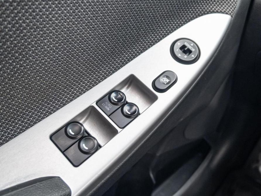 Hyundai Solaris I Краснодар  - изображение 17