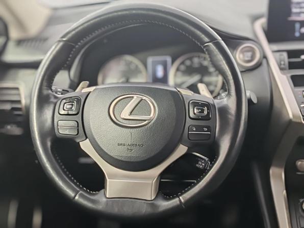 Lexus NX I Рестайлинг с пробегом 2018 года, цена 2 275 000 рублей, 220209 км, внедорожник, Автокод Объявления